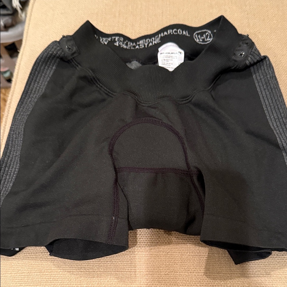 Padded bike shorts for kids, inserts